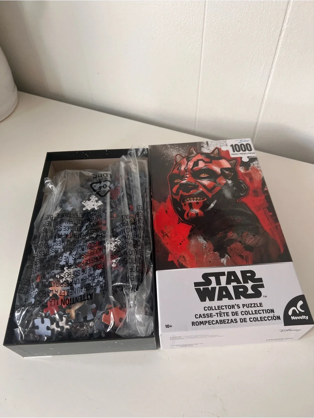 Star Wars Darth Maul Collector's Puzzle 1000 Pc Novelty Blue 19x24 Open Box